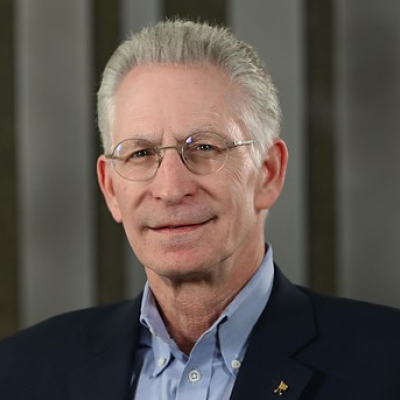 Mark Baum Headshot