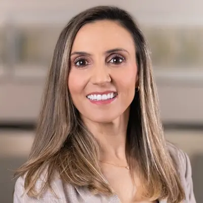 Pia Ostos Headshot